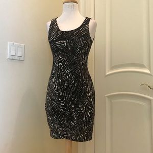 Nwot Kenneth Cole knit black/ brown / cream dress